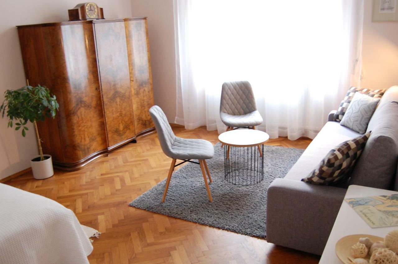 Apartment In The Heart Of Prague Exterior photo